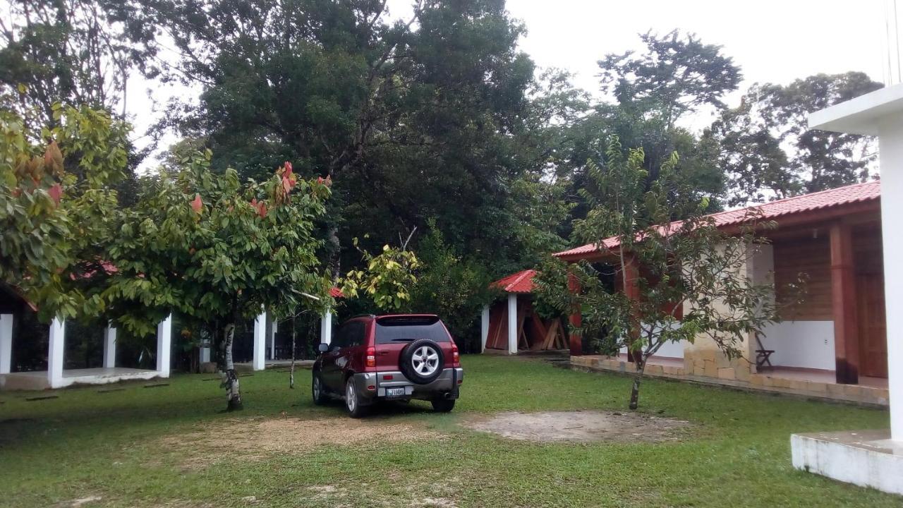 Ciudad De Las Rocas La Fortuna Gallo Giro Exterior photo